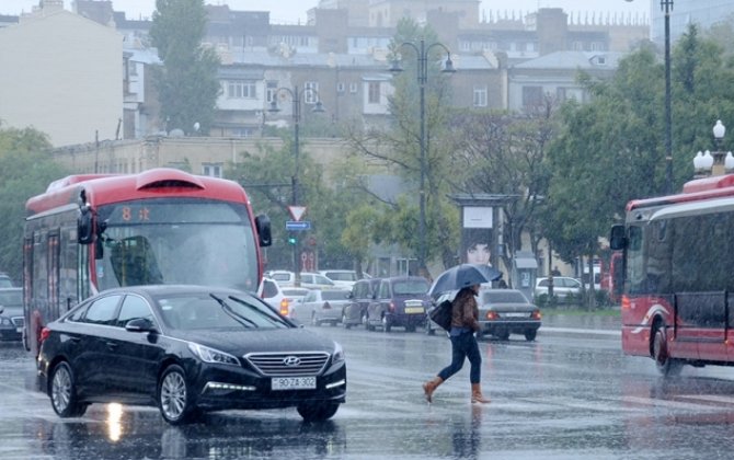 Niyə yağış yağan kimi Bakını su basır? - Ekspert