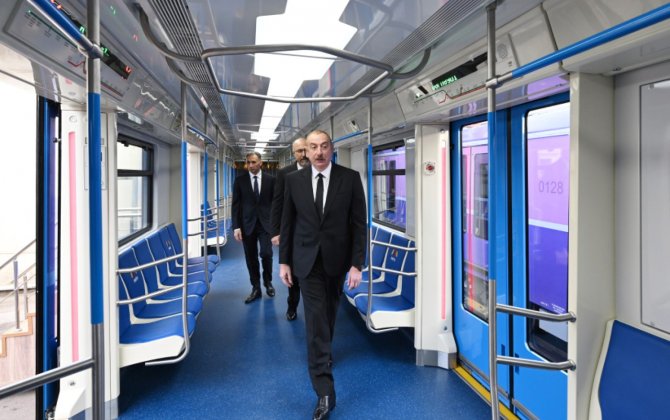 Prezident yeni nəsil metro qatarları ilə tanış oldu - YENİLƏNİB + FOTO