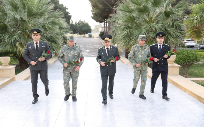 Hərbi prokuror Müdafiə Nazirliyinin hərbi qulluqçuları ilə görüşüb