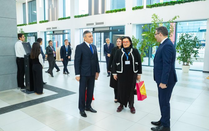 Monteneqrolu nazir DOST Mərkəzində və DOST İnklüziv İnkişaf və Yaradıcılıq Mərkəzində olub