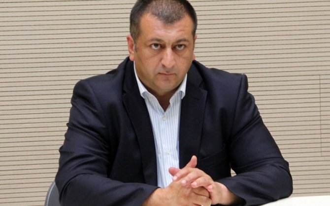 Zaur Axundov: 