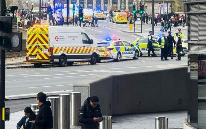 Три человека пострадали при драке с поножовщиной в центре Лондона