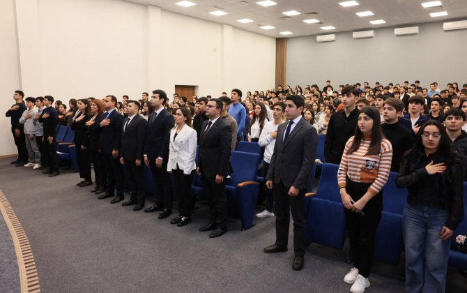 “Regional İnkişaf” İctimai Birliyi Xankəndidə gənclərlə görüş keçirib