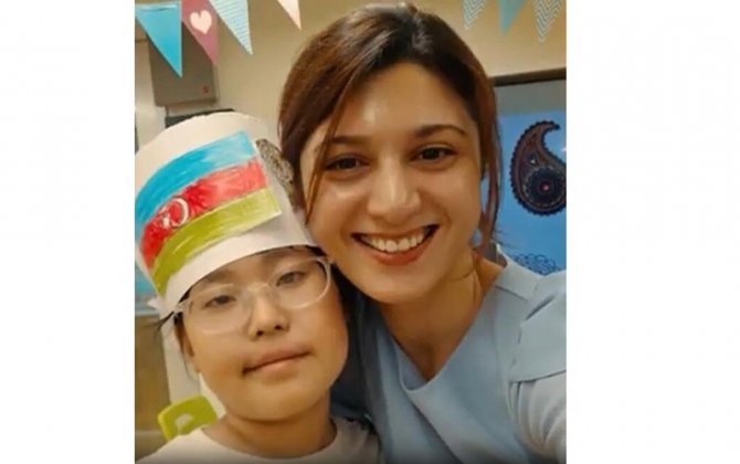 Koreyalıları Azərbaycan musiqisi ilə rəqs etdirən müəllim kimdir?