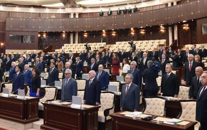 İşini bürclərlə quran deputatlara XƏBƏRDARLIQ- Fazil Mustafa, Günay Əfəndiyeva...