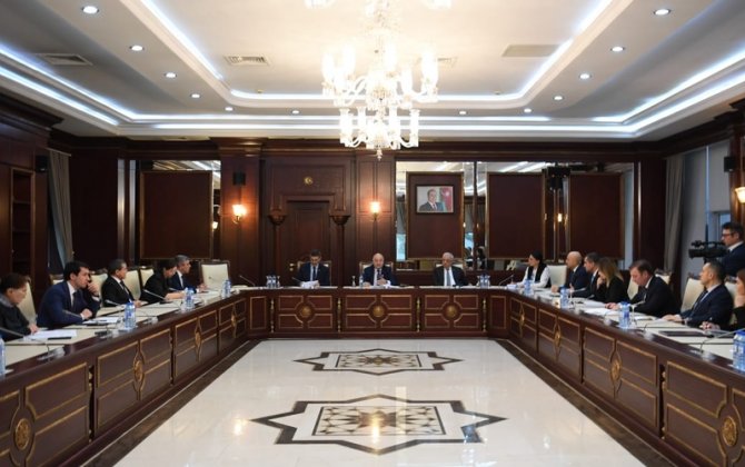 Əmək və sosial siyasət komitəsinin iclasında bu məsələlər müzakirə edildi