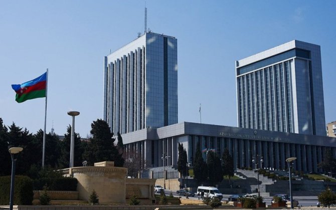 Milli Məclis bir sıra qanunlara dəyişiklikləri təsdiqlədi