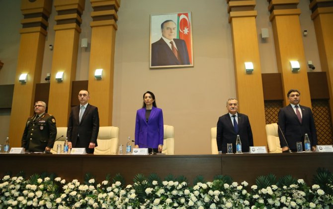 FHN və Ombudsman Aparatının birgə təşkilatçılığı ilə konfrans keçirildi
