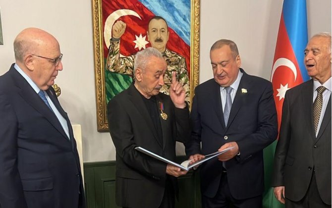 Professor Eynəddin Məmmədov təltif olundu