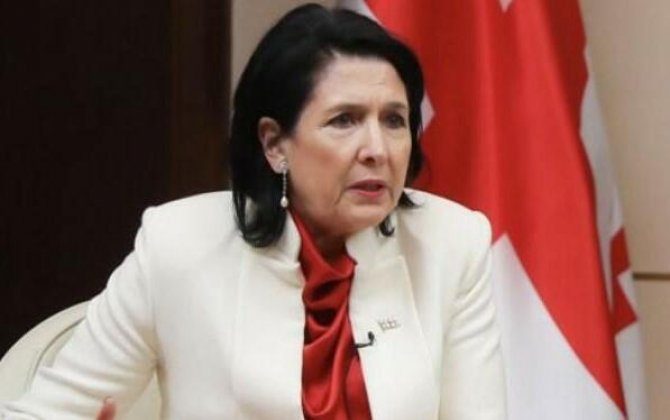 Zurabişvili səs-küylü təxribat hazırlayır - Puşkov