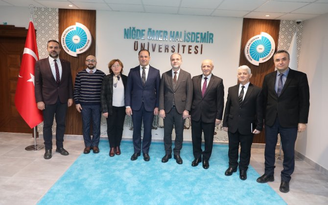 ADNSU ilə Türkiyənin Niğde Ömer Halisdemir Universiteti arasında əməkdaşlıq memorandumu imzalanıb