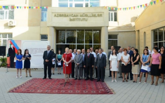 “Müəllimlər İnstitutunun açılması yanlış təşəbbüs idi...”-  MÜTƏXƏSSİS