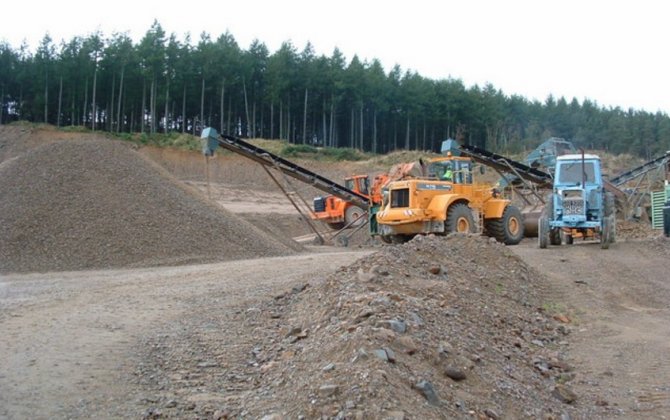 В Азербайджане совершенствуется управление в сфере использования месторождений нерудных полезных ископаемых