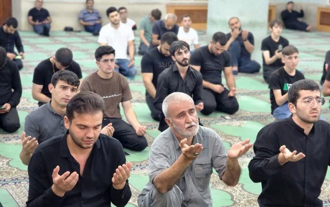 Təyyarə qəzasında həlak olanlar İçəri şəhər “Cümə məscidi”ndə anıldı - FOTO