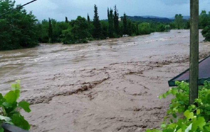 Bu il Azərbaycanda 110 sel, 167 dəfə dolu hadisəsi qeydə alınıb