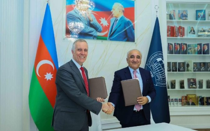 UNEC ilə De Montfort Universiteti arasında memorandum imzalanıb - FOTO