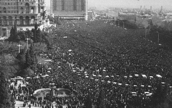 35 il öncənin Bakısı - FOTOLAR