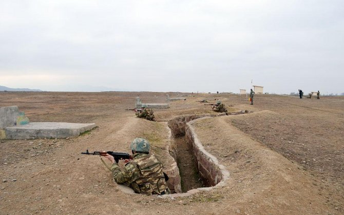 Hərbi vəzifəlilərlə keçirilən təlim toplanışı davam edir - FOTO/VIDEO