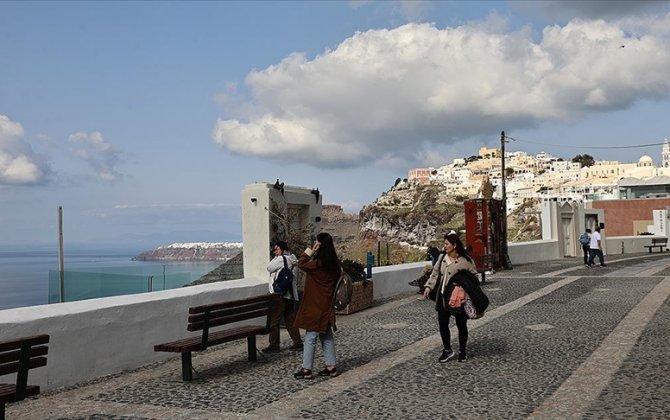 9 min insan adanı tərk etdi - Beynəlxalq ekspertlər qrupu bölgəyə gedir