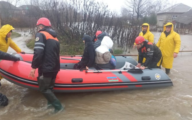 Lənkəranın bir sıra kəndlərini su basıb, sakinlər təxliyə edilib - (FOTO/VIDEO)