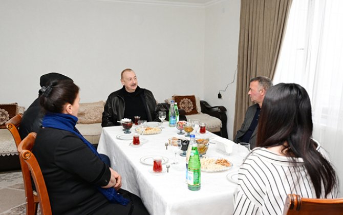 Prezident onlara qonaq getdi - Fotolar
