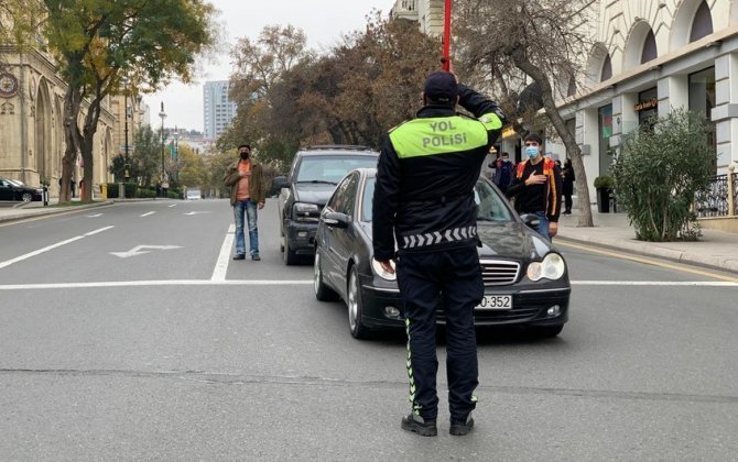 В Азербайджане память жертв Ходжалинского геноцида почтена минутой молчания