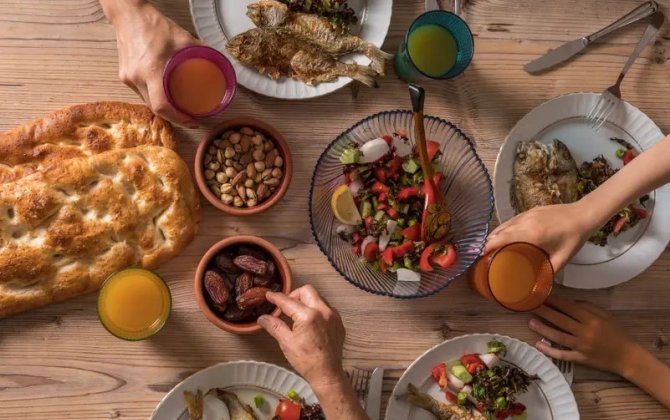 Süni intellekt Ramazan boyu oruc tutanlar üçün bunları məsləhət gördü...