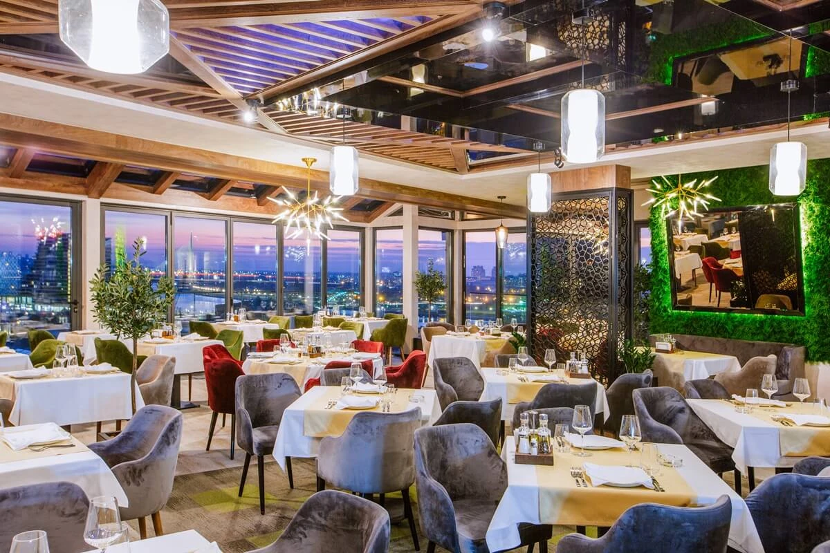 Ramazanda restoranlarda xeyir iş üçün müraciətlər artdı 