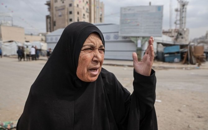 “Nə olursa olsun, evimizin xarabalığı olsa da, öz torpağımızda qalacağıq...”-Qəzzalı qadının Trampa cavabı