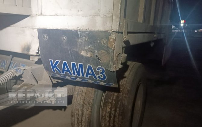 Tovuzda avtomobil “KamAZ”a çırpılıb, sürücü ölüb