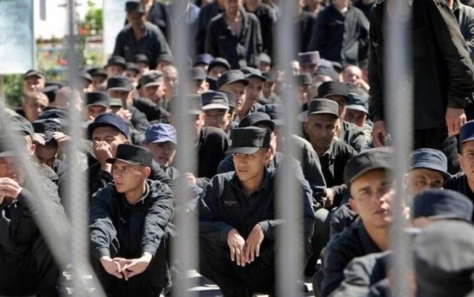 Özbəkistan Prezidenti 488 məhkumu əfv edib