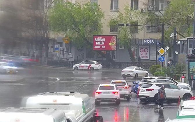 Bakıda bəzi işıqforlar işləmir – FOTO