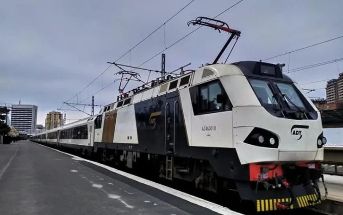 Azərbaycanın quru sərhədi açılır – Xaricə sərnişin qatarı işə düşür