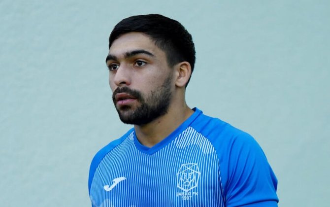 Azərbaycan millisinin futbolçusu: 