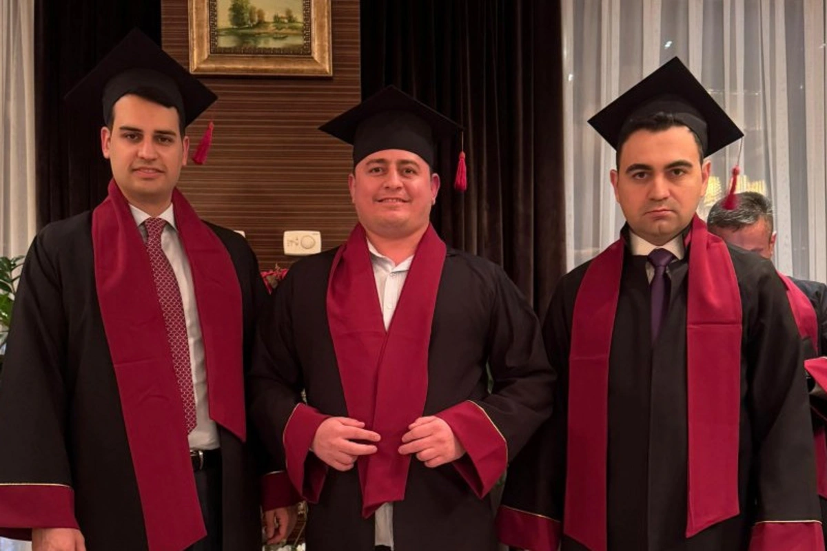 Rəsul Çunayev üçüncü dəfə məzun oldu - FOTO