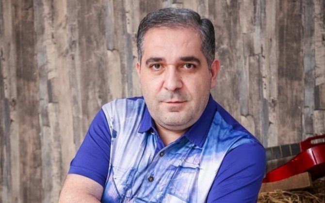 Nurlan Əzizbəyli kəndə köçdü