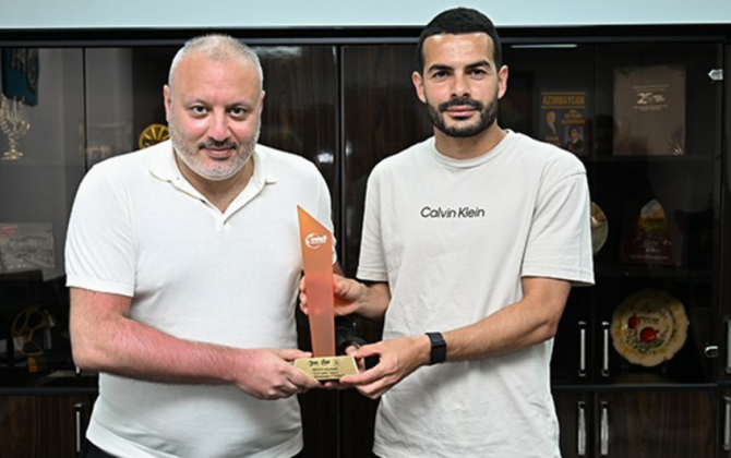 PFL-in prezidenti Emin Mahmudovu mükafatlandırdı