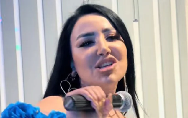 Kəmalə Günəşli mikrofonla toy sahibini təhqir edib - Ona bakal atdı