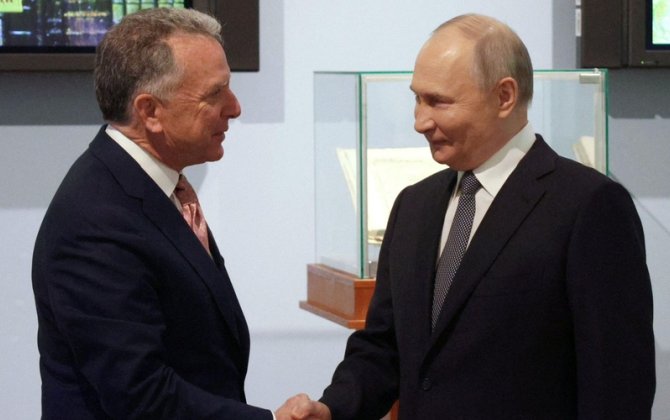 Trampın xüsusi nümayəndəsinə FSB-nin qadın tərcüməçisini soxuşdurdular - SKANDAL