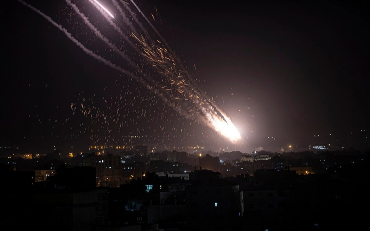 İsrail İran Hərbi Hava Qüvvələrinin bazalarına zərbələr endirib