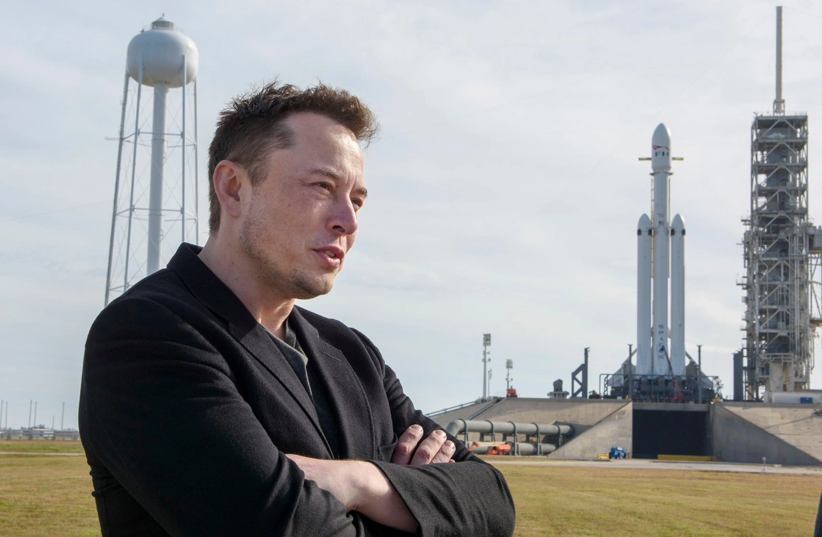 İlon Maskdan İrana qarşı həmlə