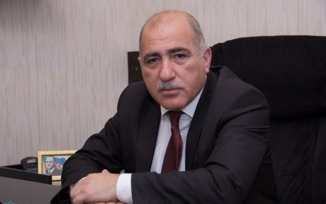 Pənah Hüseyn partiya sədrliyindən getdi: AXP sədri səlahiyyətləri Qiyas Sadıqova verildi