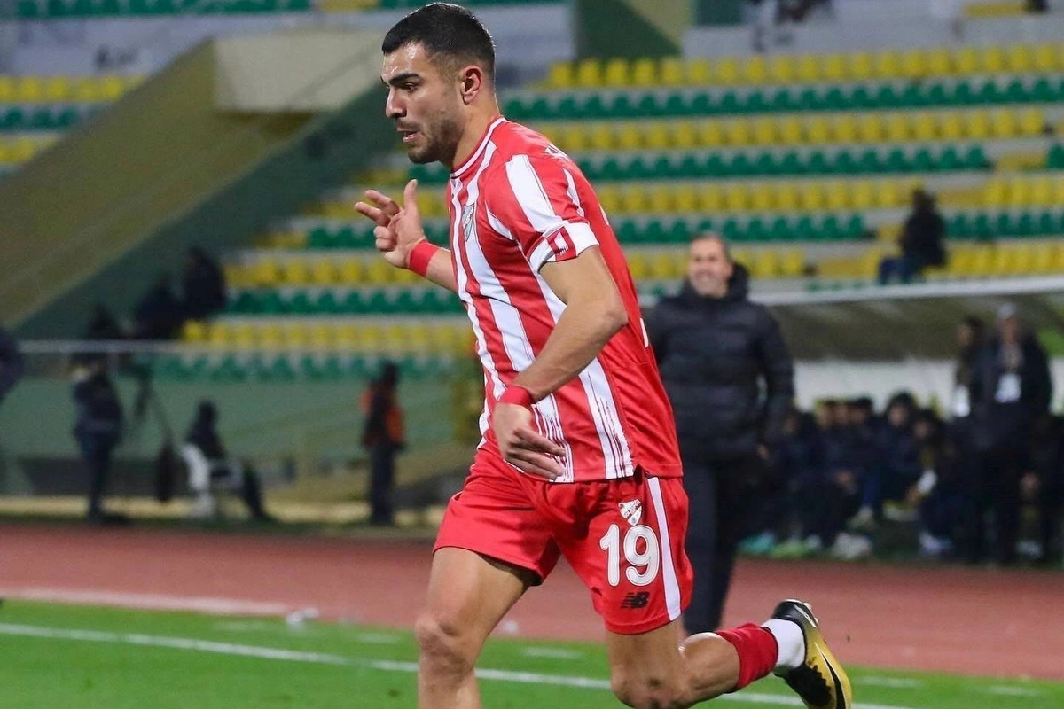 Azərbaycan millisində çıxış etmiş futbolçu yenidən Albaniyada oynayacaq