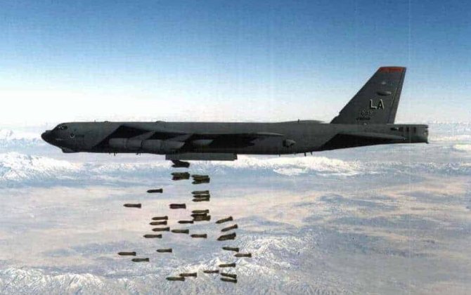 ABŞ İranla eskalasiyada B-52 bombardmançılarından istifadə edə bilər - Al Jazeera
