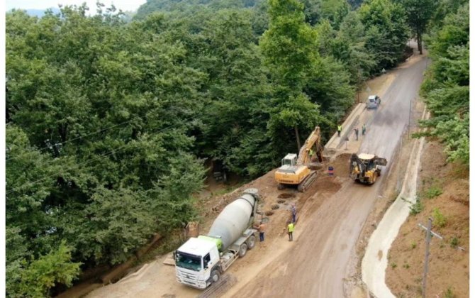 Sürüşmə nəticəsində dağılmış yolxa0bərpa olunur - VİDEO