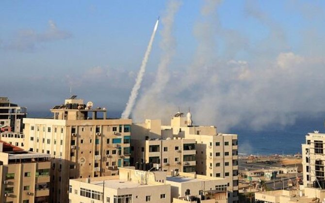 İsrail İranın bu şəhərini bombalayır - Video