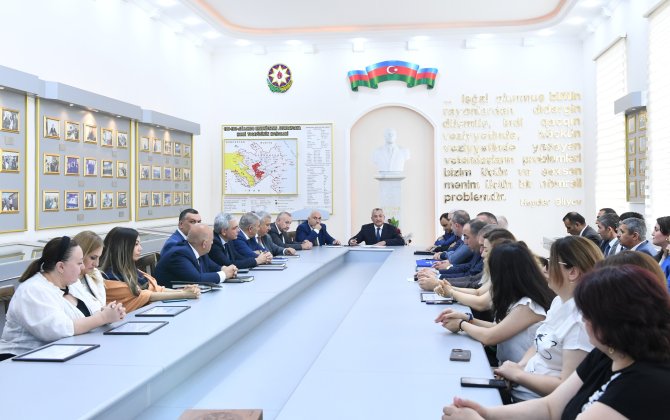 Dövlət qulluqçularının peşə bayramı qeyd olundu - FOTOLAR