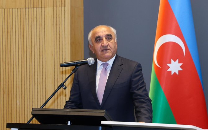 UNEC-də Layihə əsaslı öyrənməyə keçid:xa0Dizayn təhsilində yeni mərhələ -FOTOLAR