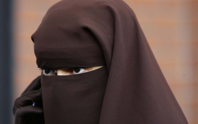 Niqab taxmaq qadağan edilir - Səbəbi açıqlandı