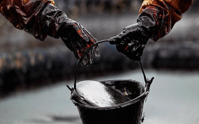Dünya bazarlarında neftin qiyməti 73 dollara yaxınlaşıb